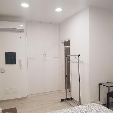 Guest House Via Milano Catanzaro Exterior photo