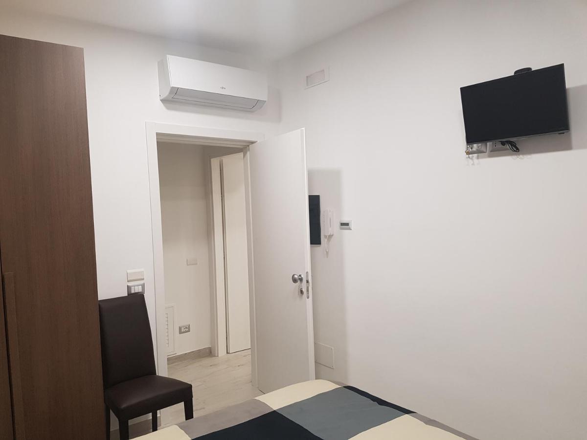 Guest House Via Milano Catanzaro Exterior photo
